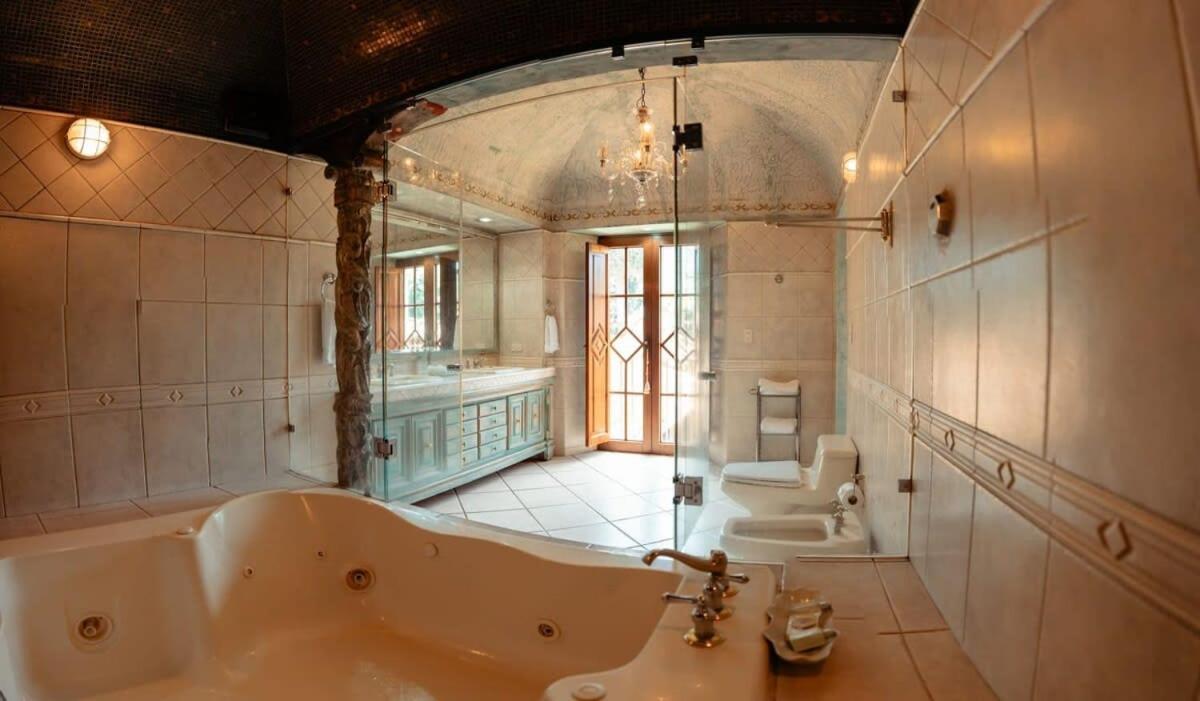 Sharazade - Boutique Stay Pool Magical Setting Antigua Εξωτερικό φωτογραφία